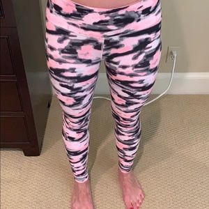 Lululemon black and pink camo leggings